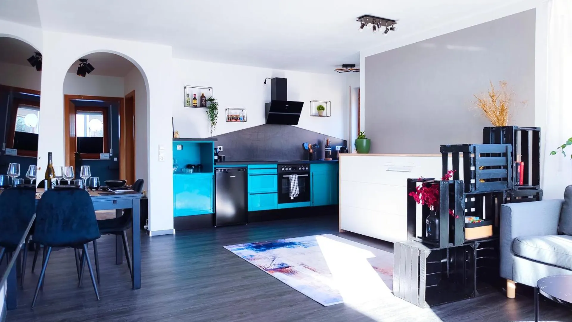 Terminal Design Apartment - Terrasse & Waiputv contacts
